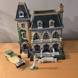 Dept 56 Literary Classics - The Great Gatsby West Egg Mansion